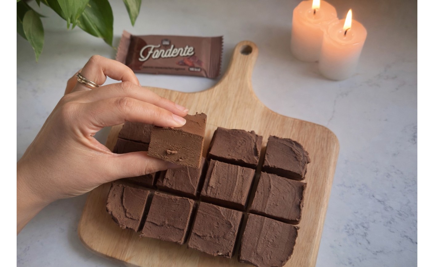 Torta con avocado e cioccolato